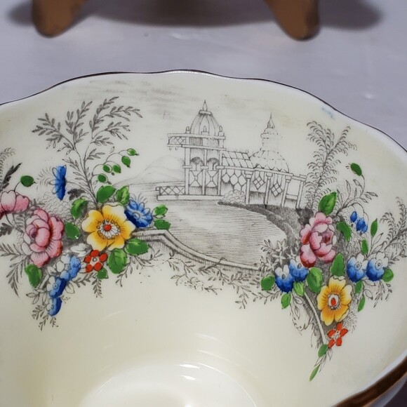 Aynsley Corset Teacup and Saucer Garden Pavilion Vintage - Picture 6 of 12